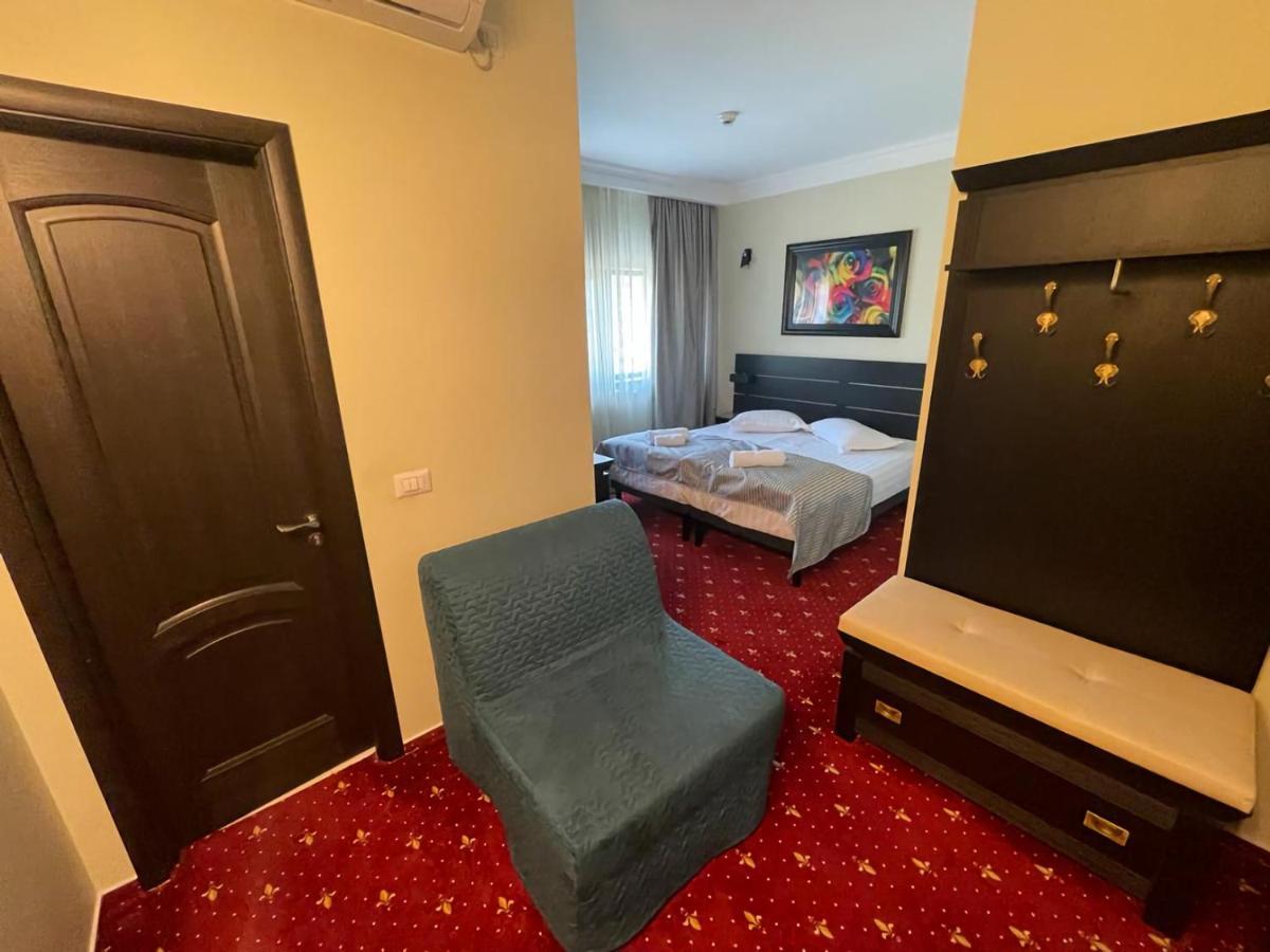 Casa Bucovineana Hotel Suceava Exterior foto