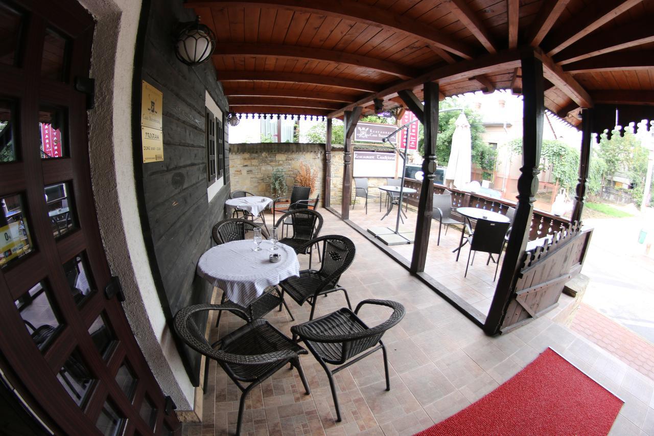 Casa Bucovineana Hotel Suceava Exterior foto