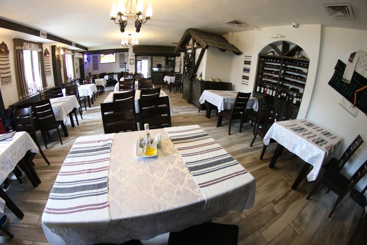Casa Bucovineana Hotel Suceava Exterior foto