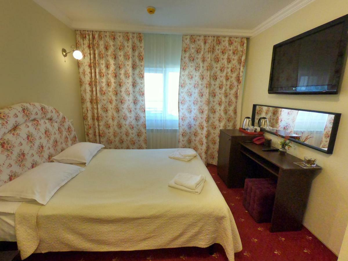 Casa Bucovineana Hotel Suceava Exterior foto